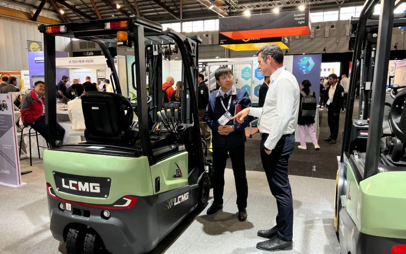 Lingong Machinery блистает на CeMAT Australia с инновационными решениями для обработки материалов